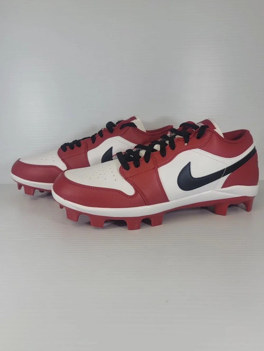 Mens Size 12 Nike Air Jordan 1 Retro MCS Low Chicago Baseball Cleats CJ8524-611
